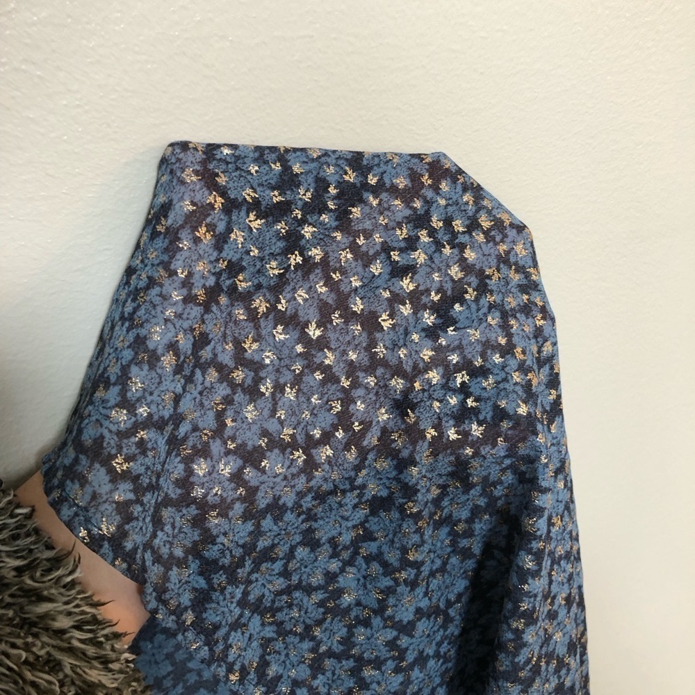 Michael Kors Women’s S Blue Smocked Semi-Sheer Gold Leaves Long-Sleeved Blouse - Picture 11 of 11